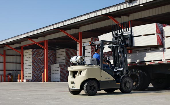 電動叉車和柴油叉車_湖北叉車/武漢叉車